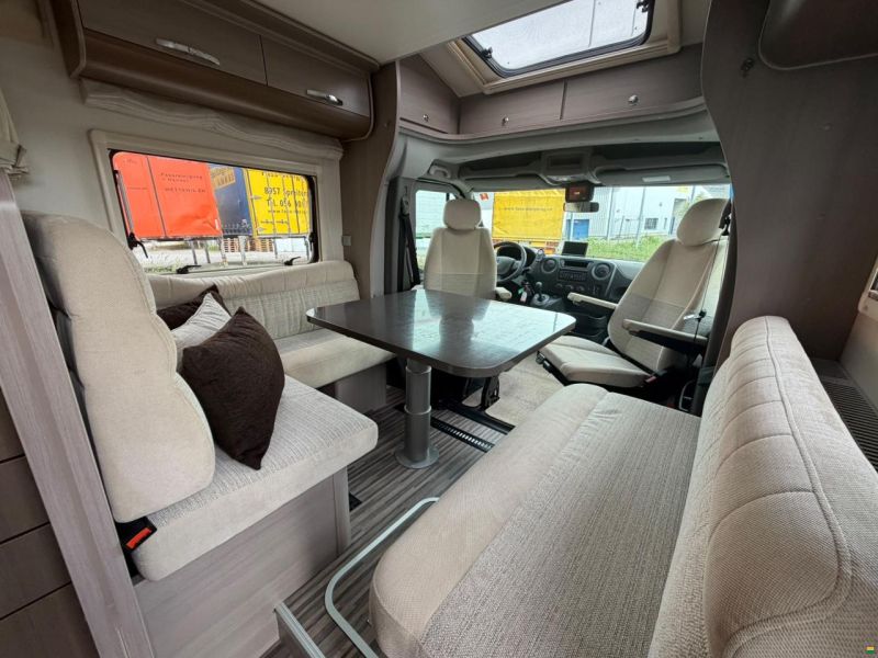 Renault *ADRIA*MATRIX*AUTOMAT*LÄNGSBETT*HUBBETT*