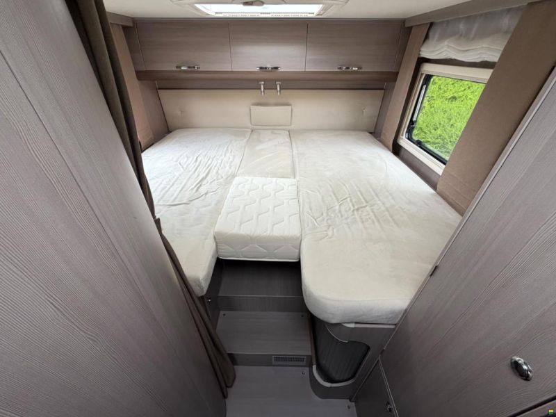 Renault *ADRIA*MATRIX*AUTOMAT*LÄNGSBETT*HUBBETT*