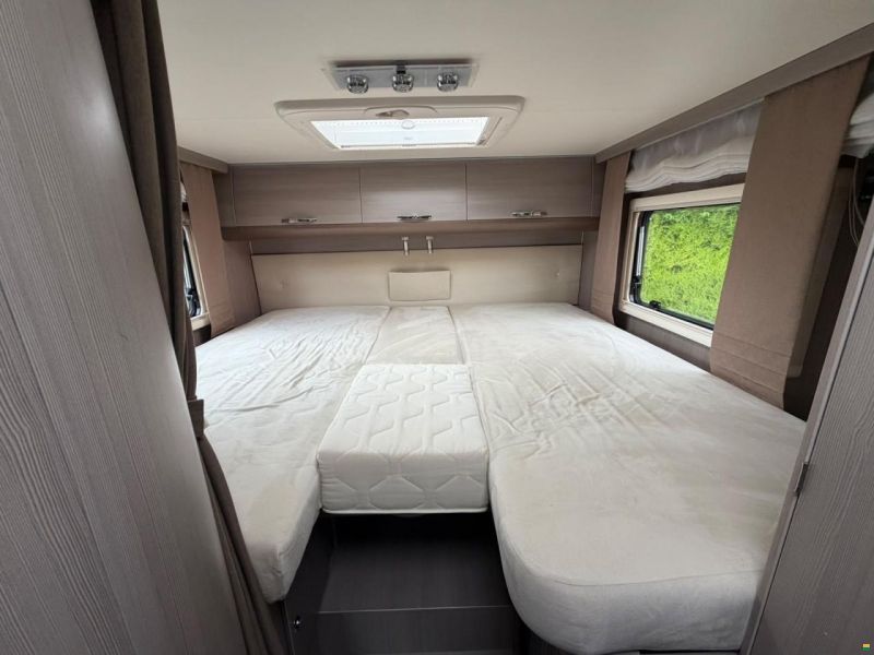 Renault *ADRIA*MATRIX*AUTOMAT*LÄNGSBETT*HUBBETT*