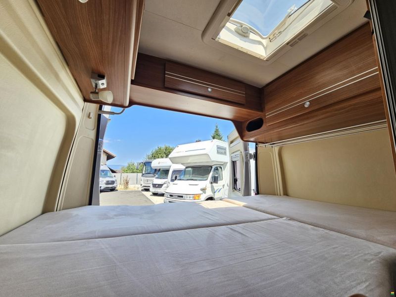 Pössl Globecar R540 mit Doppelbett, Solar!