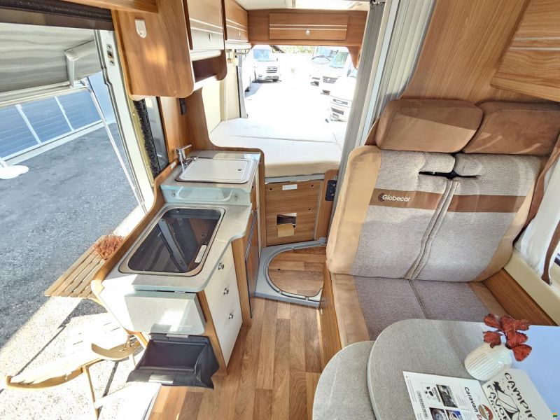 Pössl Globecar R540 mit Doppelbett, Solar!