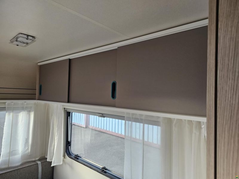 Adria Aviva E 400 PS