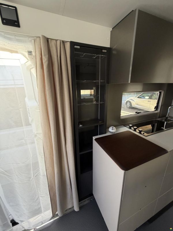 Adria Astella 754DP