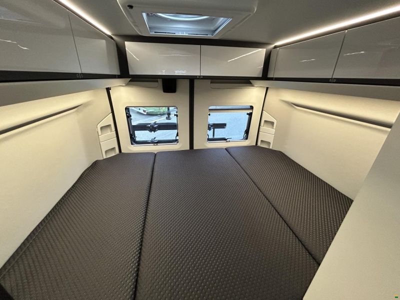 Adria Twin Supreme 600 SPB