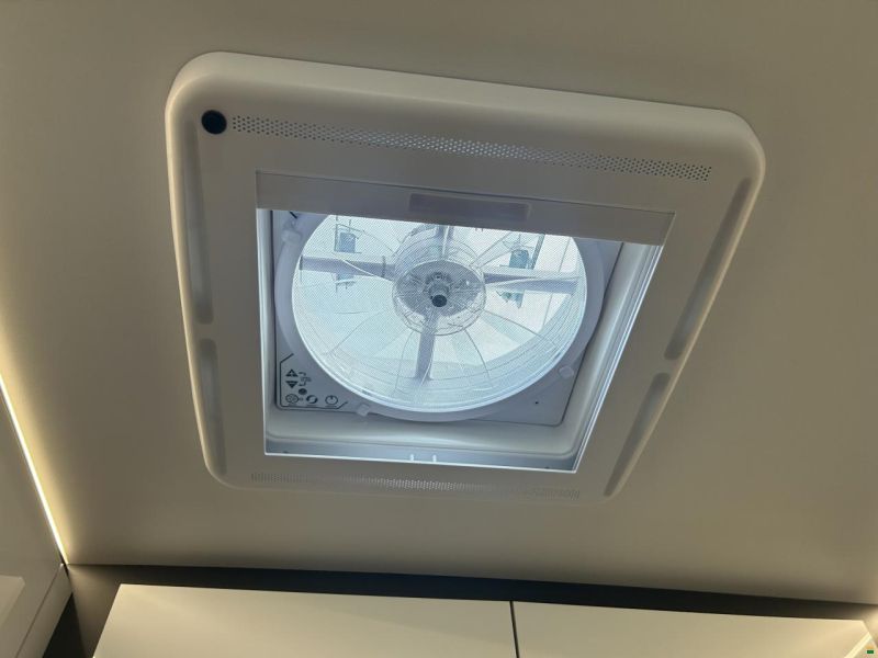 Adria Twin Supreme 600 SPB