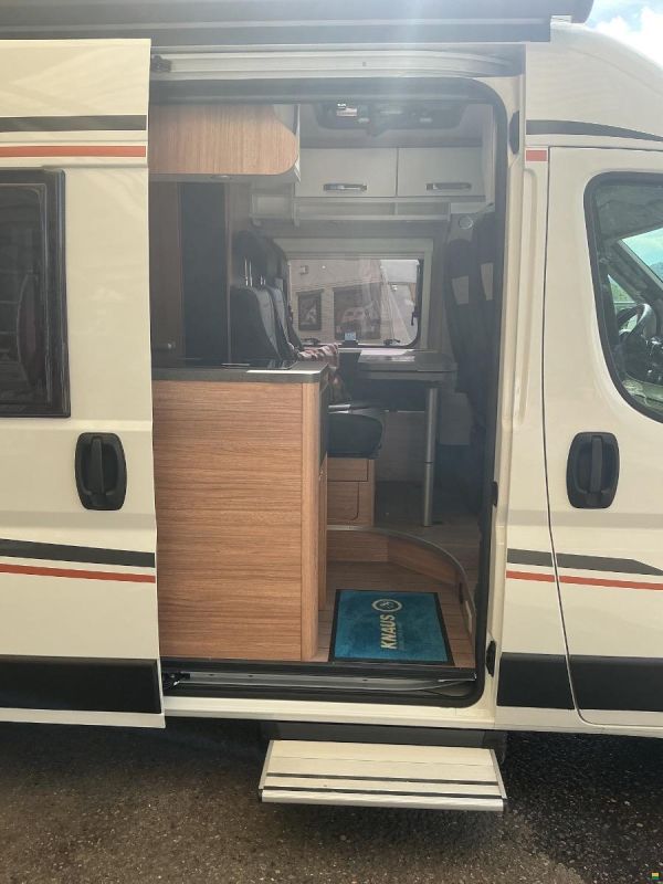 Weinsberg Cara Bus 600 ME mit Aufstelldach