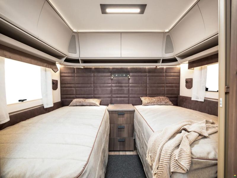 Kabe Royal 560 GLE KS B2