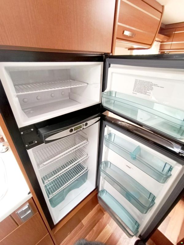 Hymer Exsis i 578