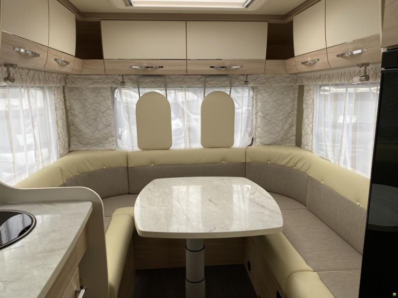 Eura Mobil Activa One 650 HS