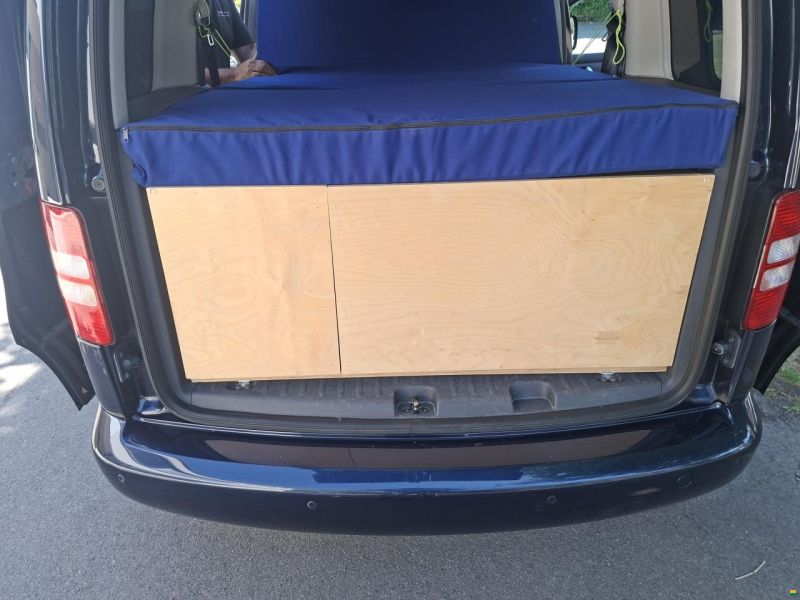 Volkswagen VW CADDY 4X4 AUT CAMPER 5SITZE
