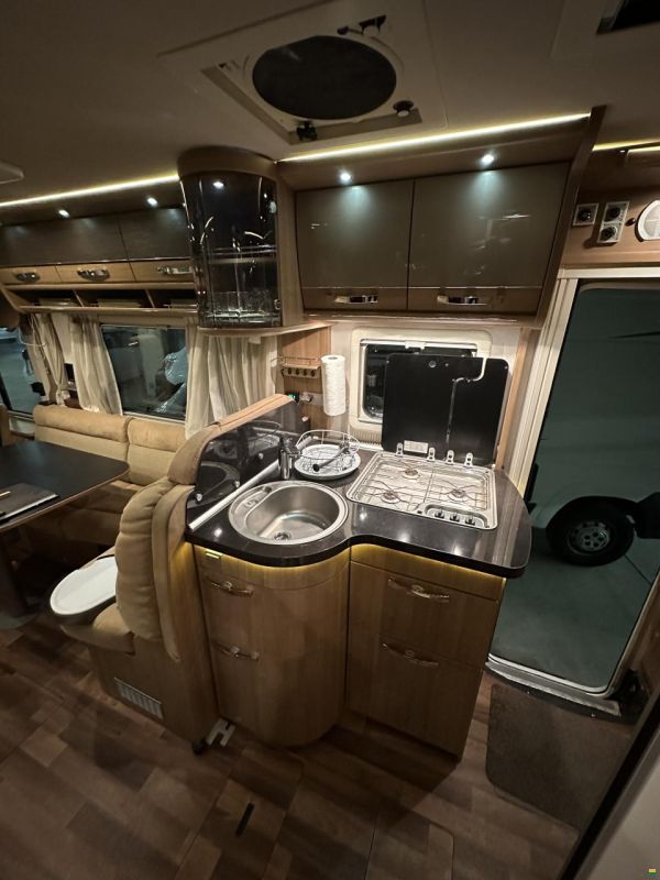 Hymer B 544