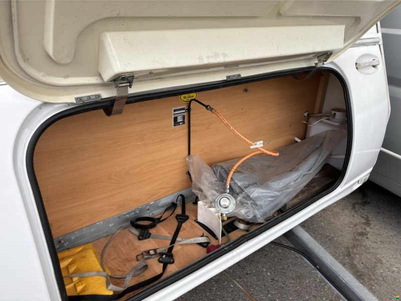 Knaus 400 LKK
