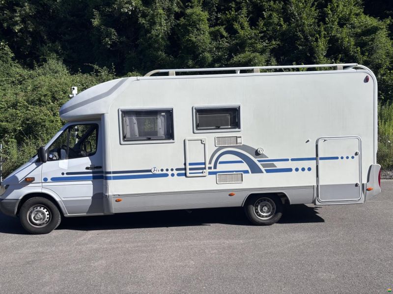 Adria Mercedes-Benz StarGo 670SP