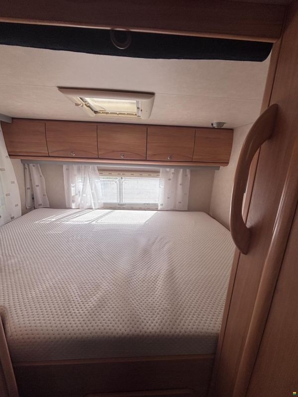 Adria Mercedes-Benz StarGo 670SP