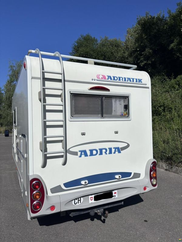 Adria Mercedes-Benz StarGo 670SP