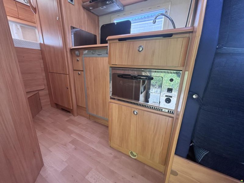 Adria Mercedes-Benz StarGo 670SP