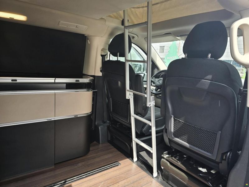 Mercedes Benz MARCO POLO 250D AMG LINE 4MATIC AUTOMAT