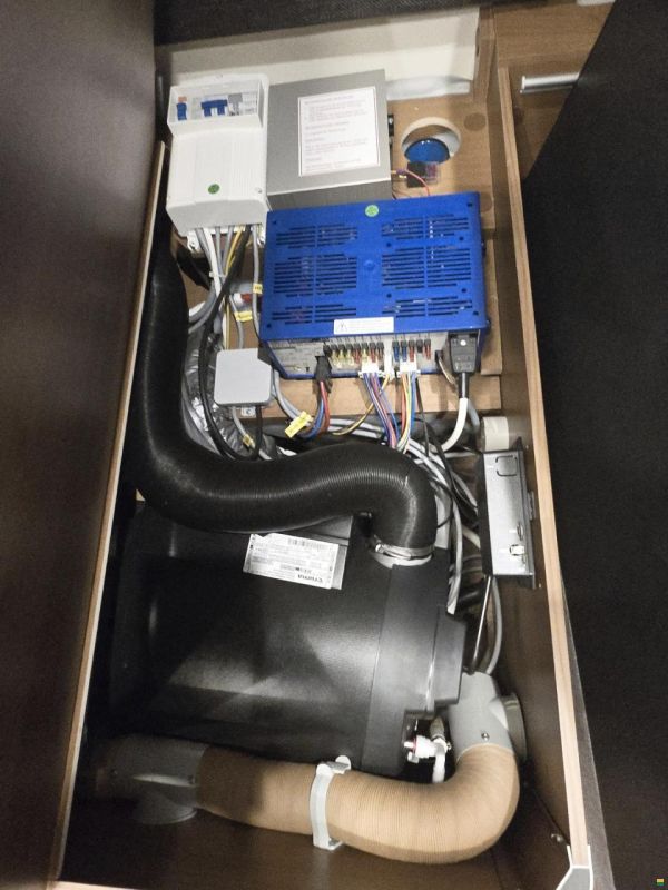 Knaus VAN TI 650 MEG PLATINUM SELECTION 2.0
