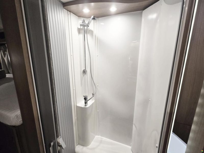 Knaus VAN TI 650 MEG PLATINUM SELECTION 2.0