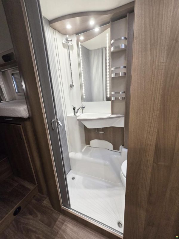 Knaus VAN TI 650 MEG PLATINUM SELECTION 2.0