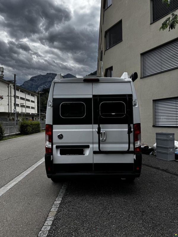 Peugeot Boxer Knaus Box Star