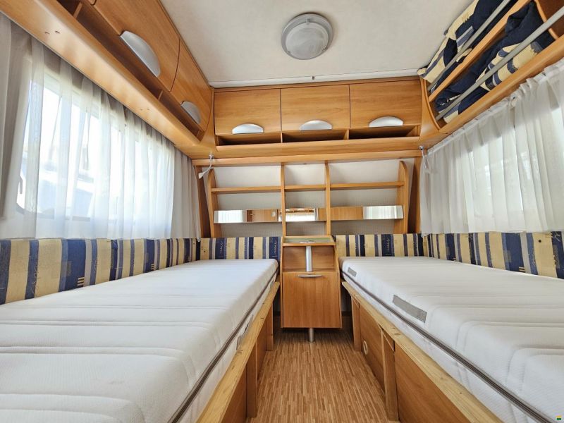 Hymer Eriba 530 mit Einzelbett, Mover!
