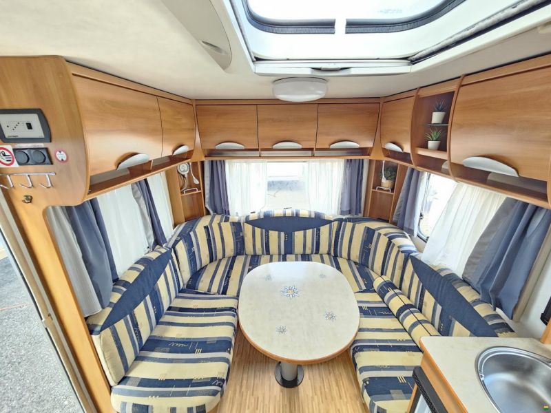 Hymer Eriba 530 mit Einzelbett, Mover!