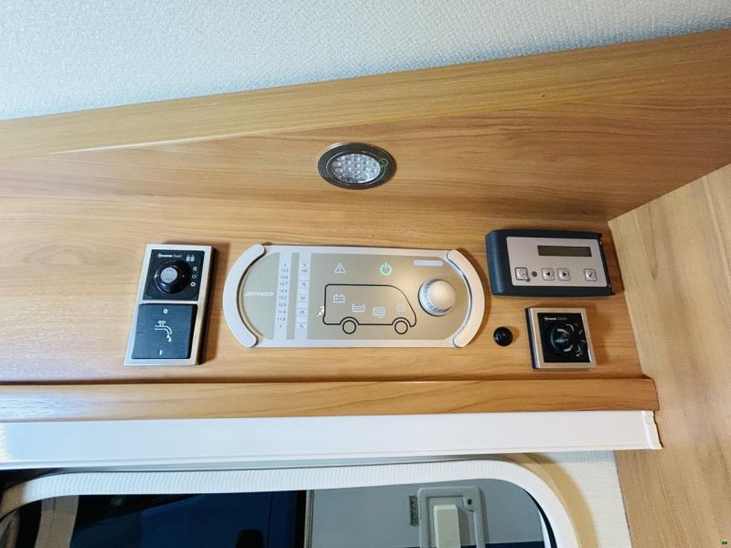 Hymer B 504