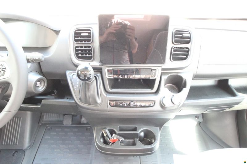 Malibu Van first class-two rooms coupé 640 LE RB