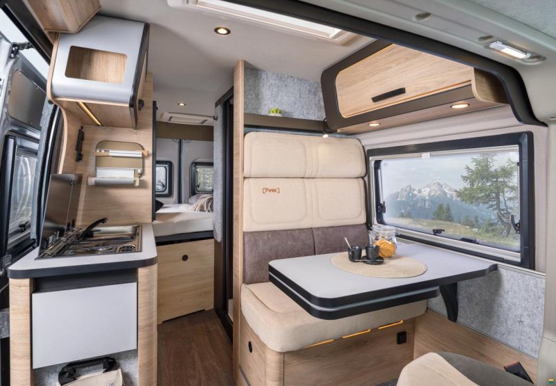 Weinsberg Cara Bus 600 MQ Edition [Fire]