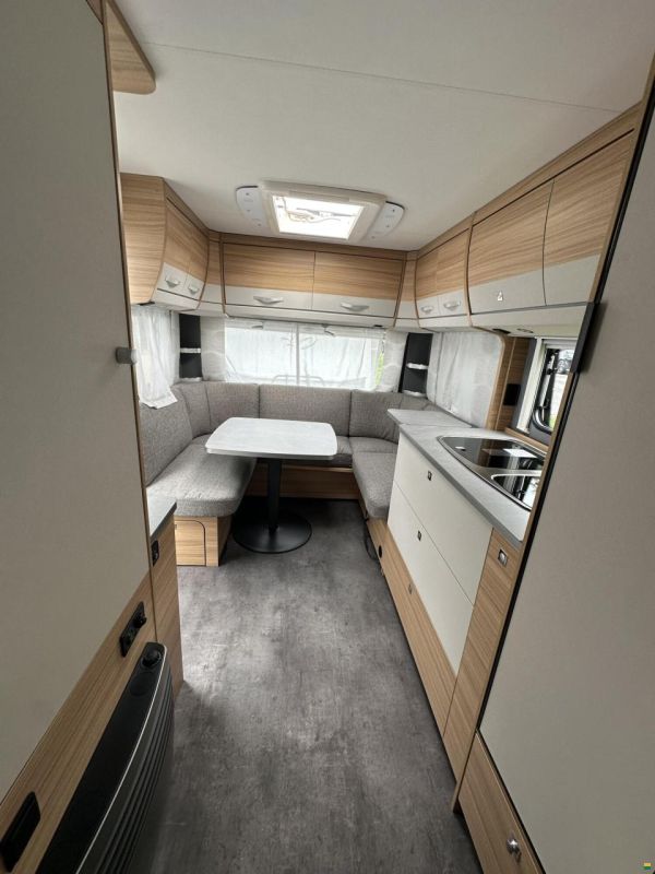 Dethleffs Camper 470 FR