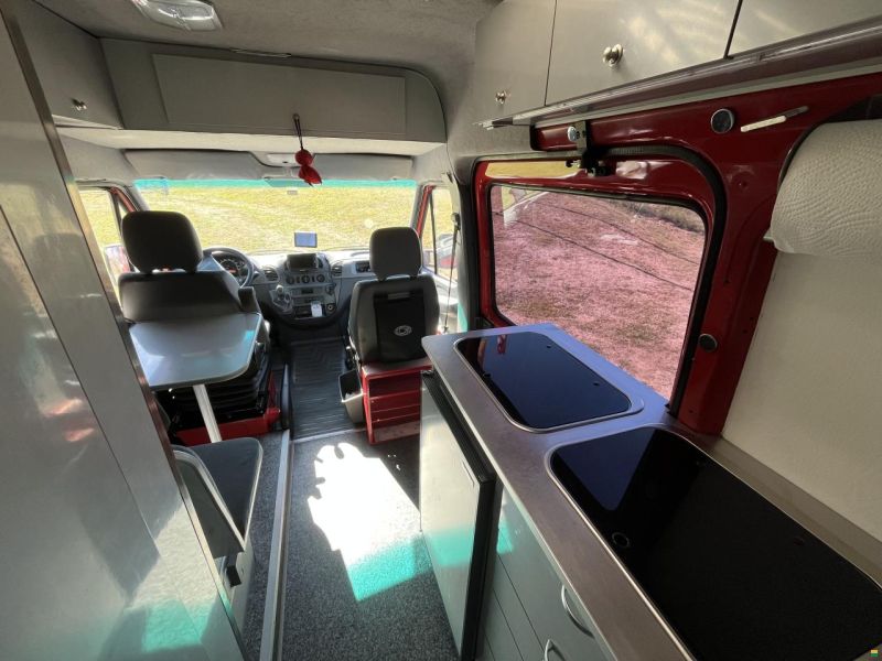Mercedes Benz Womo 2R
