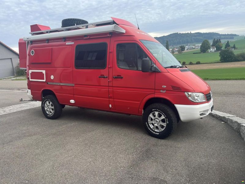 Mercedes Benz Womo 2R