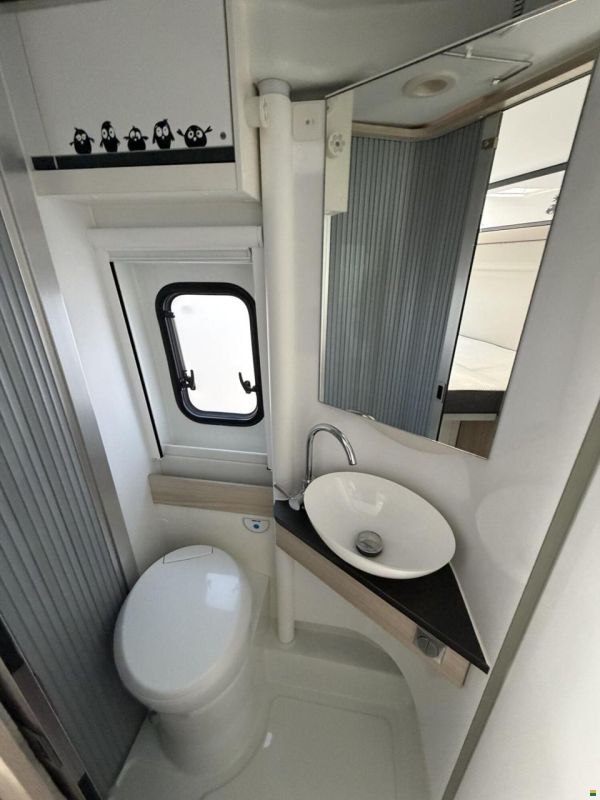 Adria Twin Plus 600 SPB