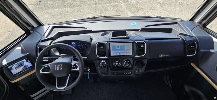 Bavaria I740FGJ Nomade
