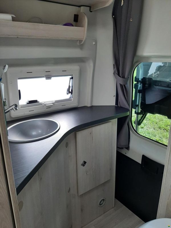 Karmann Dexter 595