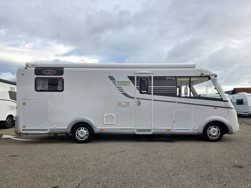 LMC Liberty EXPLORER II 730G