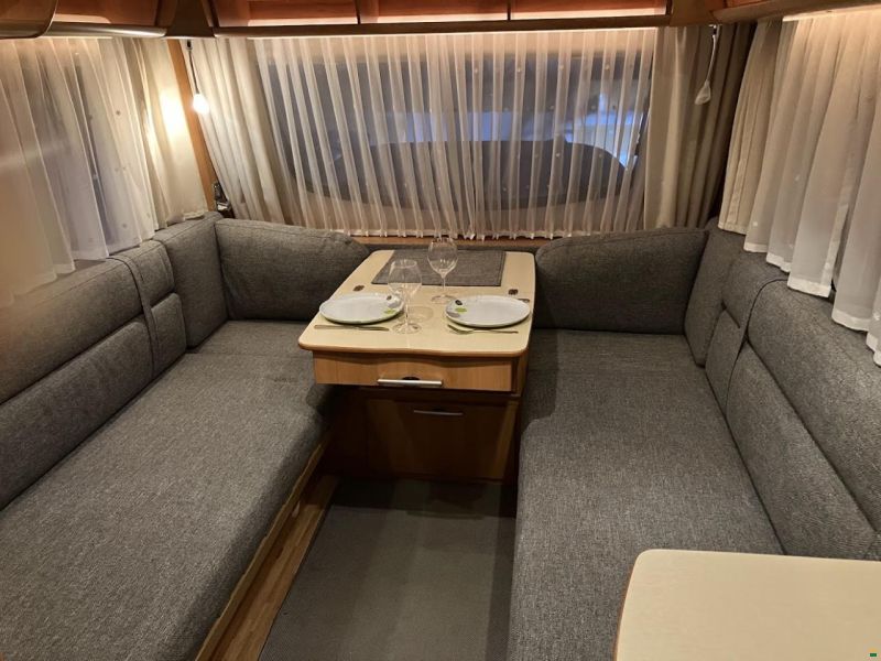 Hymer Eriba-Nova 390