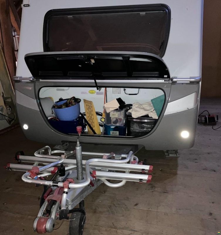 Hymer Eriba-Nova 390
