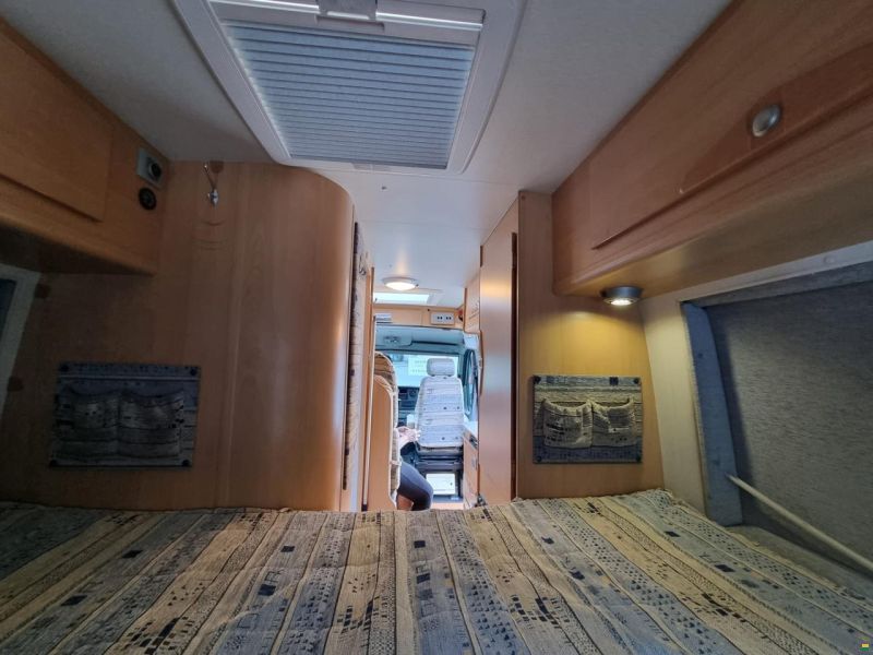 Adria Twin M