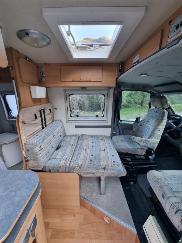 Adria Twin M