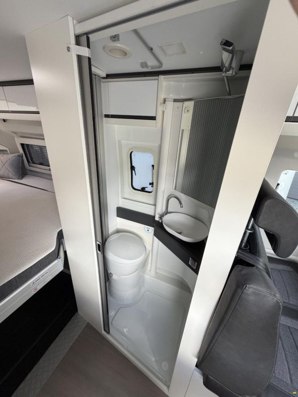 Adria Twin Supreme 640 SGX