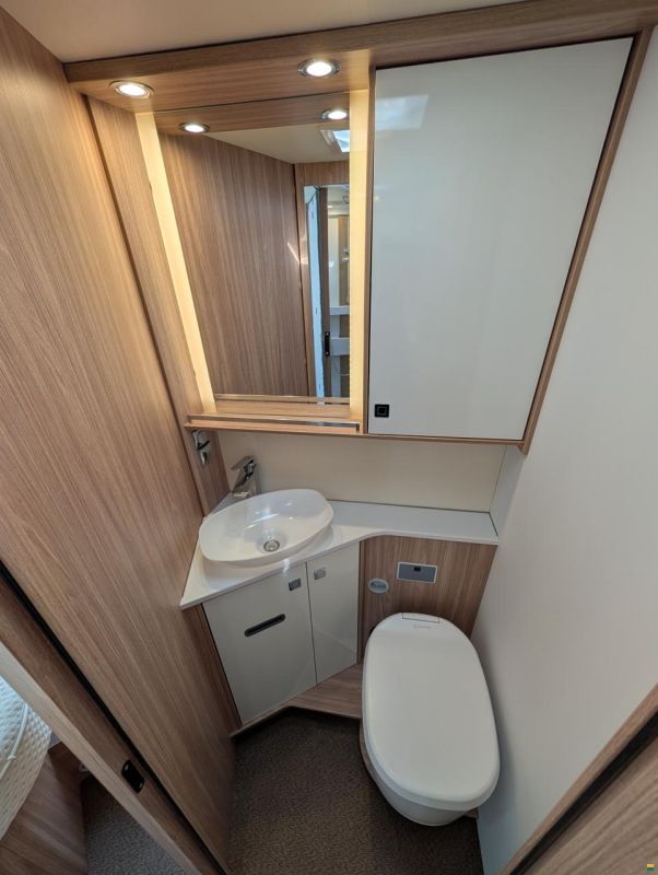 Bürstner Delfin T/IT 736 Riva Loft