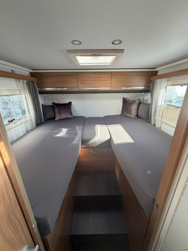 Adria Matrix 670SL mit Einzelbett&Hubbett!