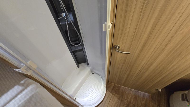Knaus SUN TI 700 MEG