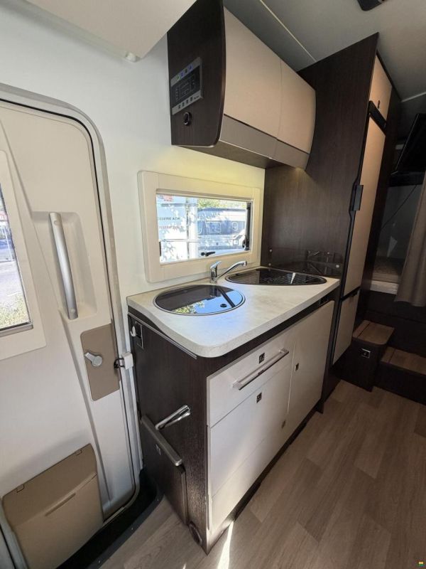 Benimar Tessoro T440UP