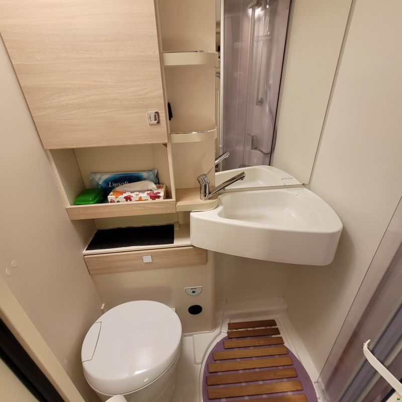 Eura Mobil Activa One 650 HS