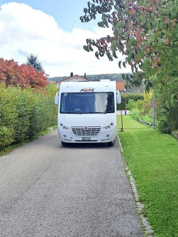 Fiat Pilote Galaxy G600