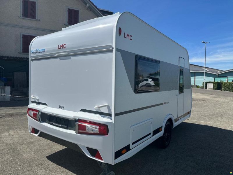 LMC Style 400 F Mod. 2027 mit Aufstelldach