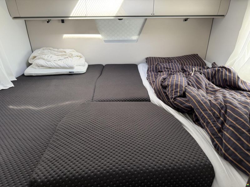 Adria CORAL SUPREME - MB 670 DL